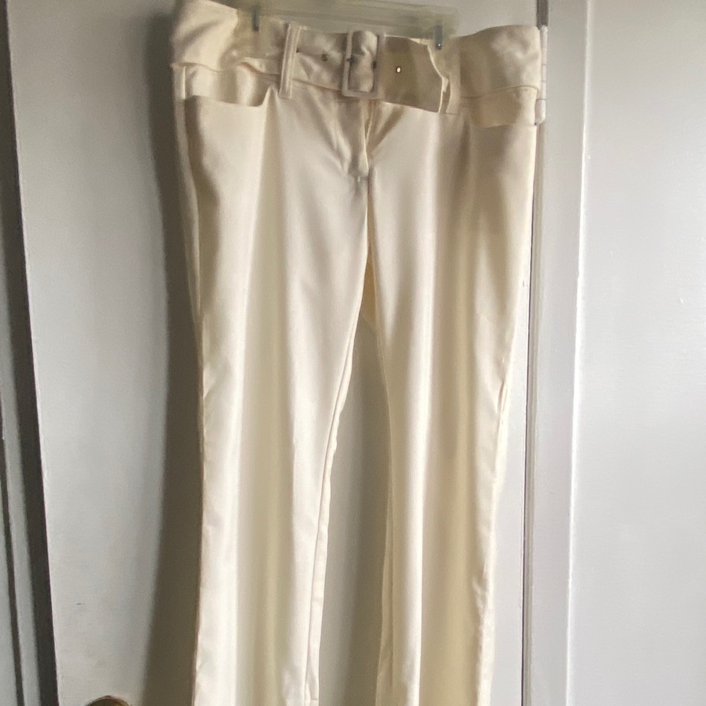 Woman’s guess dress pants